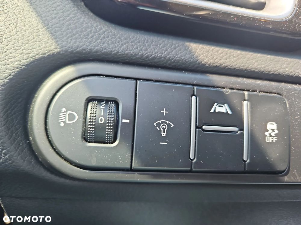 Kia Ceed 1.5 T-GDI Tribute DCT - 17