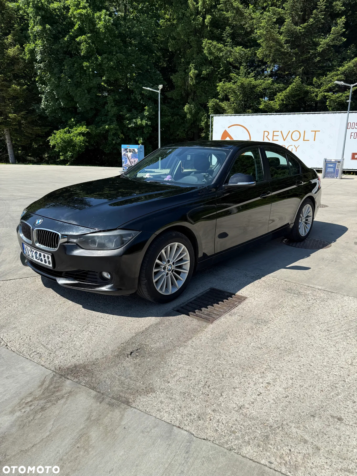BMW Seria 3 320i - 8