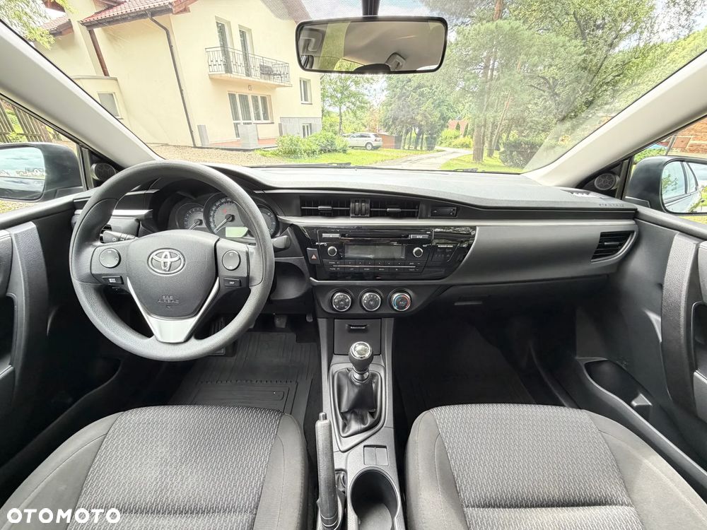 Toyota Corolla 1.6 Comfort - 18