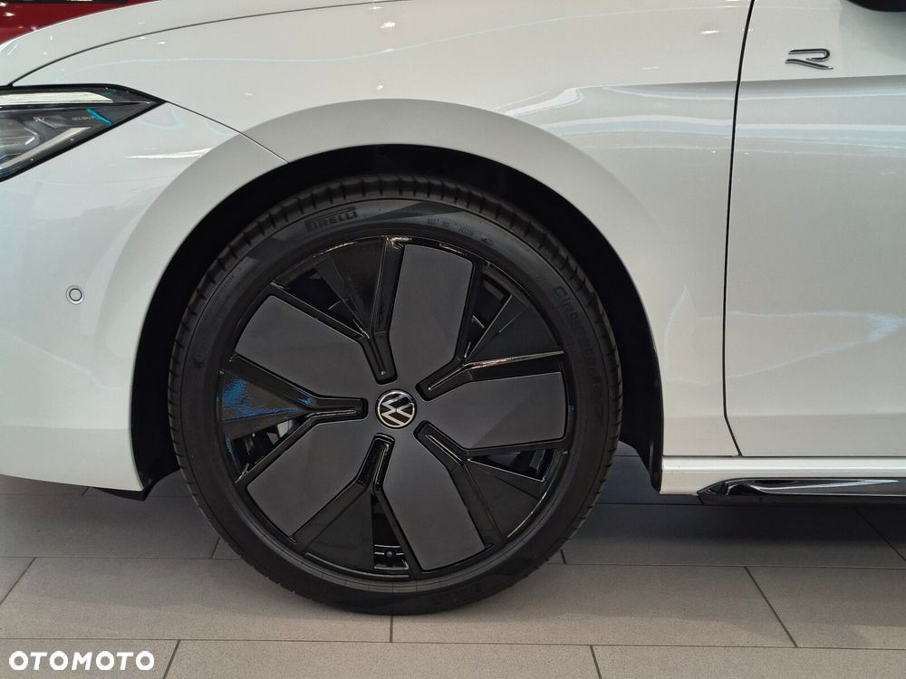Volkswagen Passat Variant 2.0 TSI R-Line Plus DSG - 12