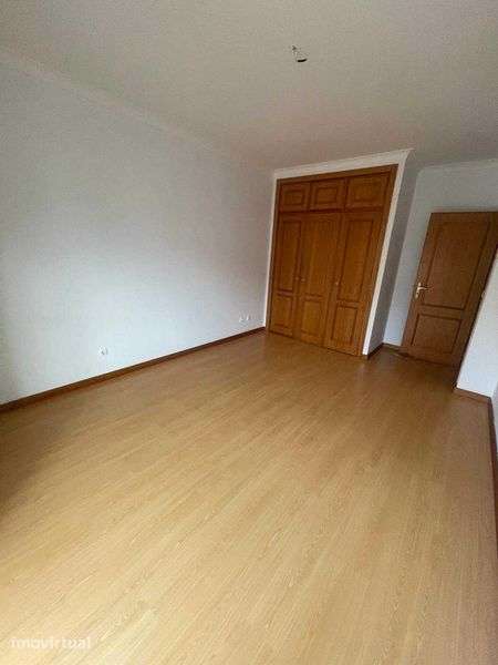 Apartamento T2 Rio de Mouro - Grande imagem: 3/12