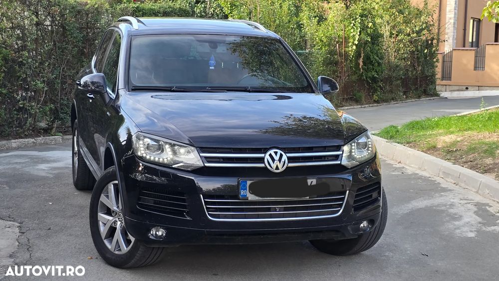 Volkswagen Touareg - 1