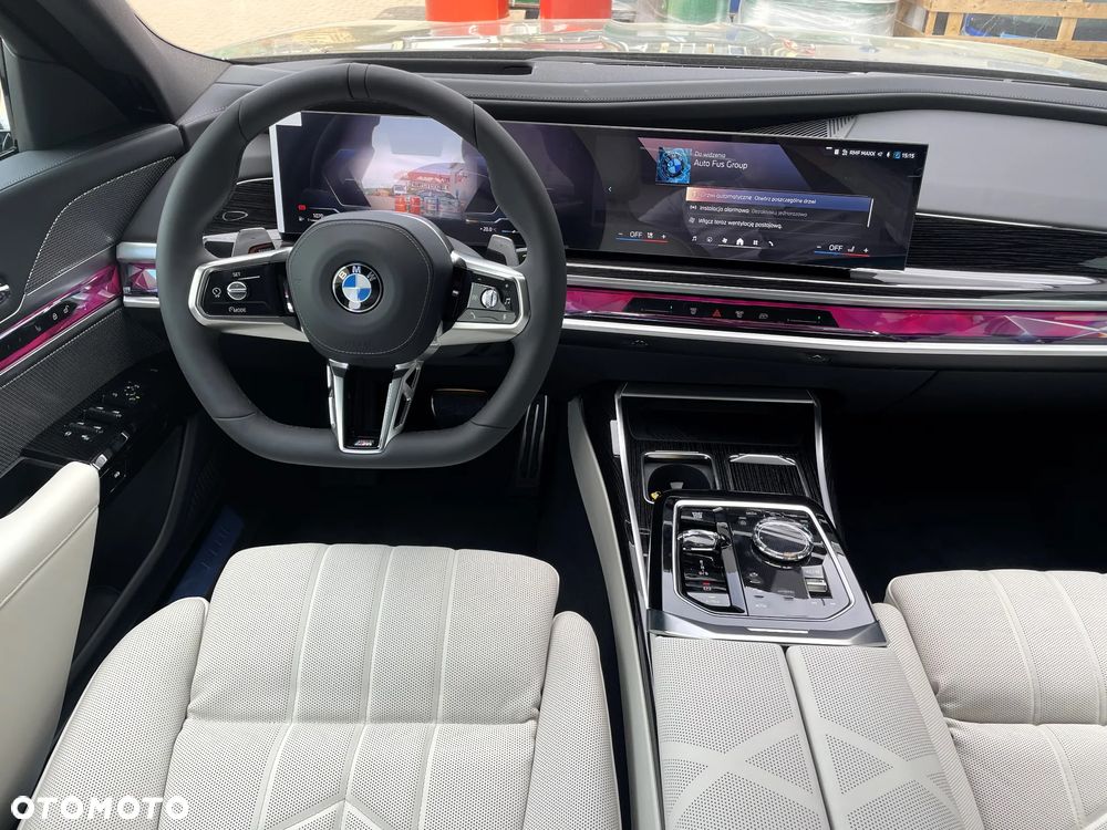 BMW Seria 7 - 8