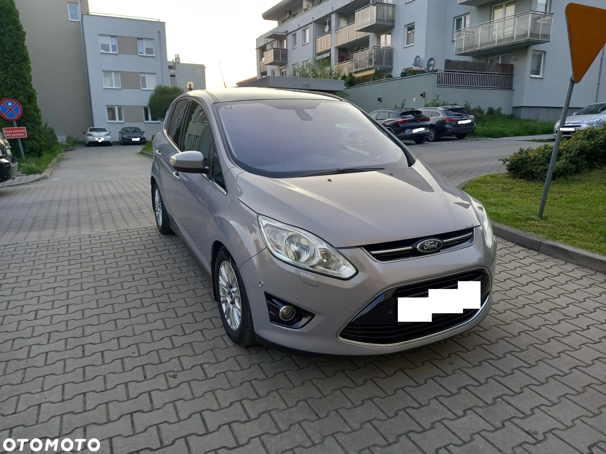 Ford C-MAX 2.0 TDCi Titanium - 10