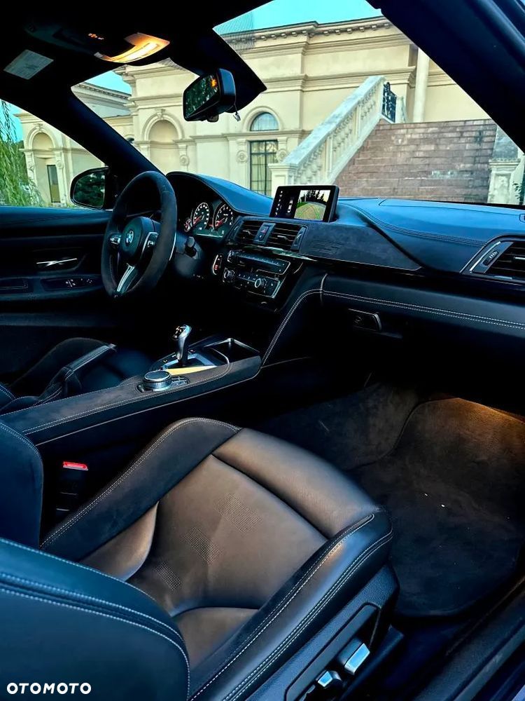 BMW M4 Coupe DKG Competition - 9