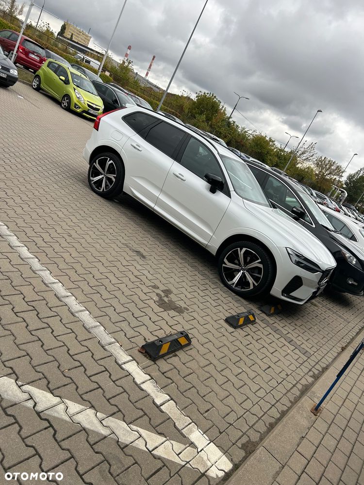 Volvo XC 60 B5 B AWD R-Design - 11