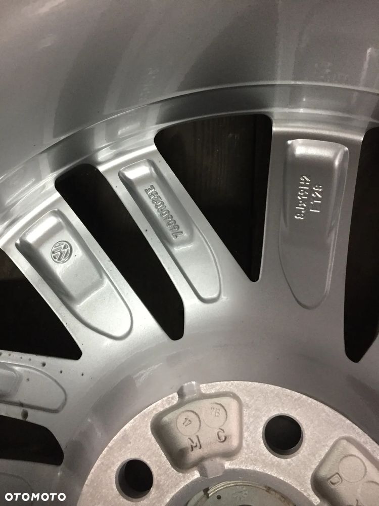VW TOUAREG III ALUFELGI 7606011025E R19 + OPONY 8Jx19 ET28 5X112 - 5