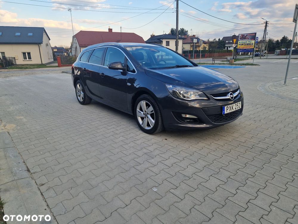 Opel Astra 1.4 Turbo Cosmo - 3