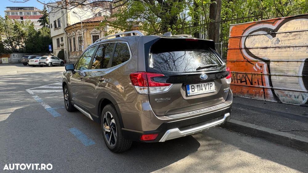 Subaru Forester 2.0 e-Boxer MHEV LinearTronic Premium - 8
