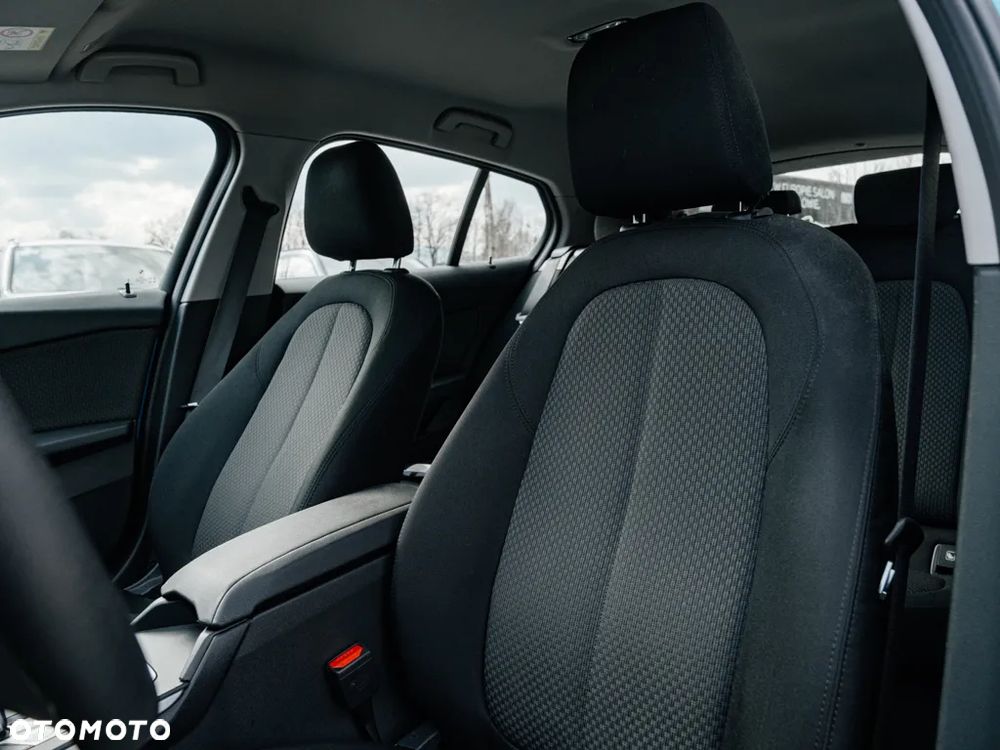 BMW Seria 1 118i Advantage - 13