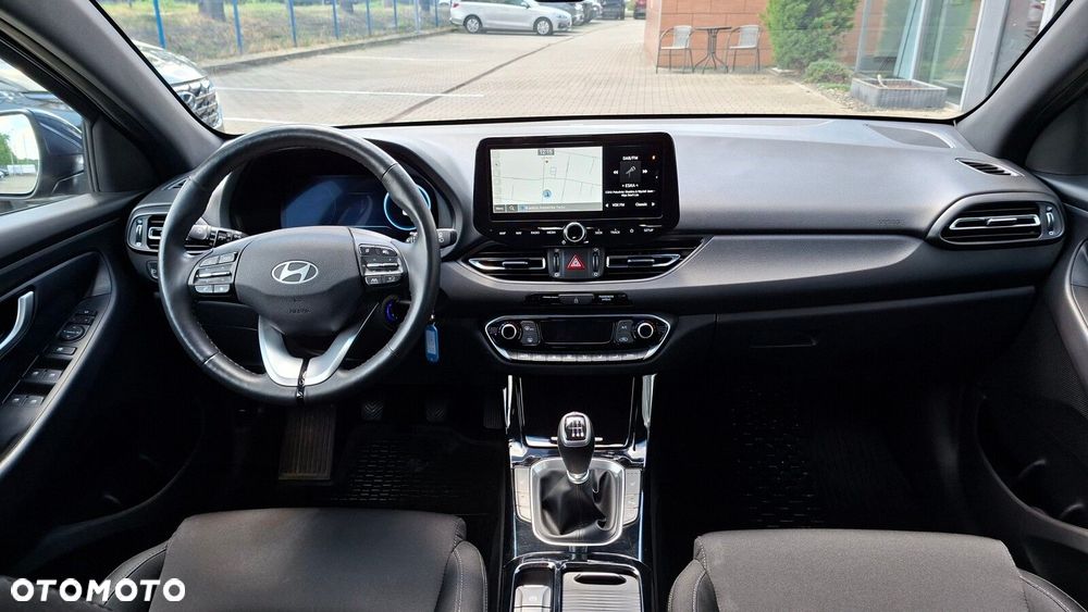 Hyundai i30 1.5 T-GDI 48V Smart - 9