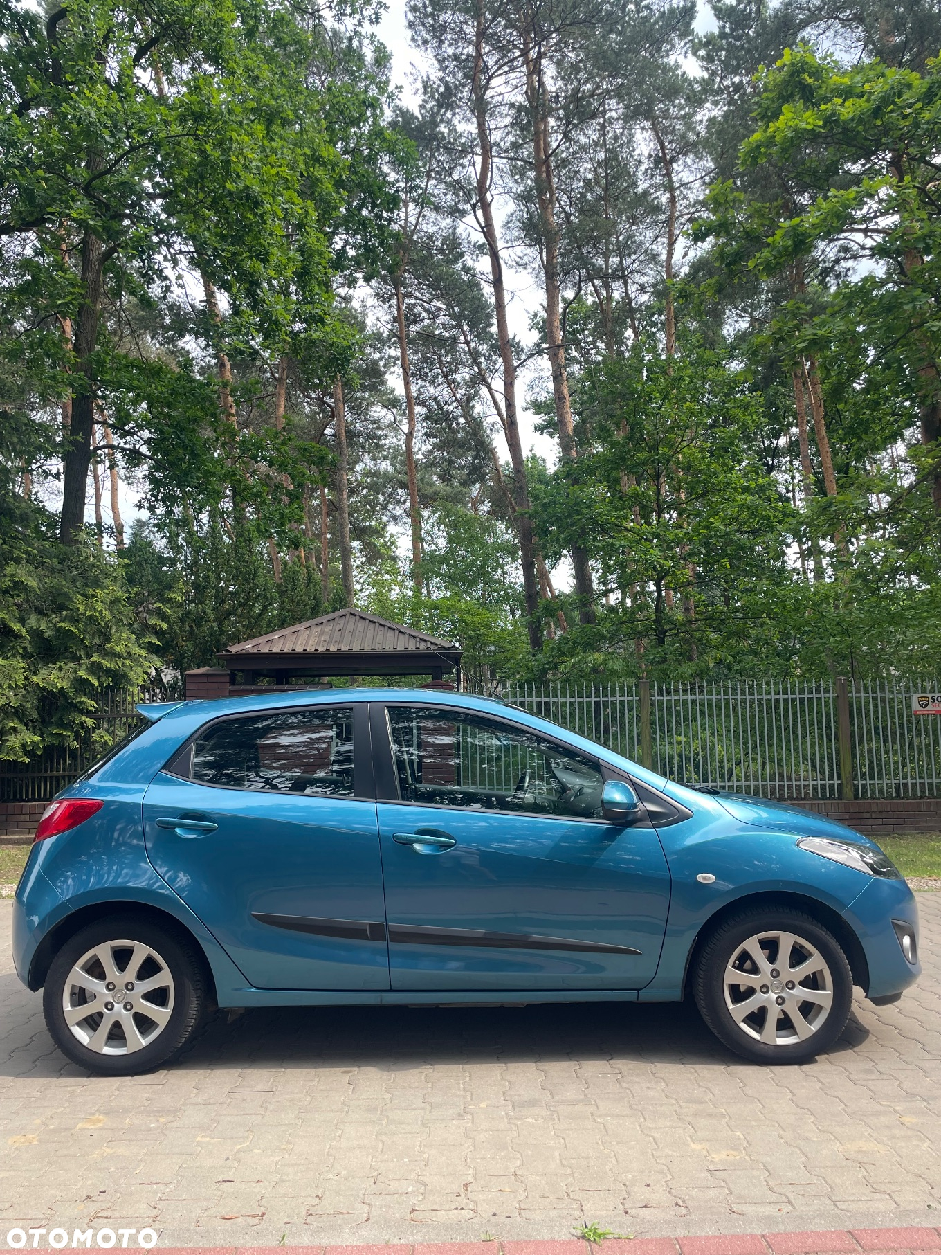 Mazda 2 1.5 Exclusive + - 9