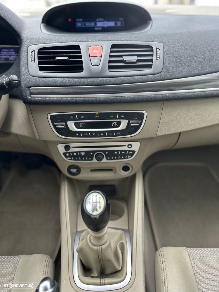 Renault Mégane 1.5 dCi Dynamique - 12