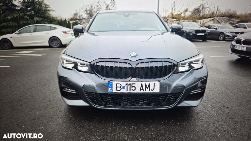 BMW Seria 3 320d xDrive AT MHEV - 1