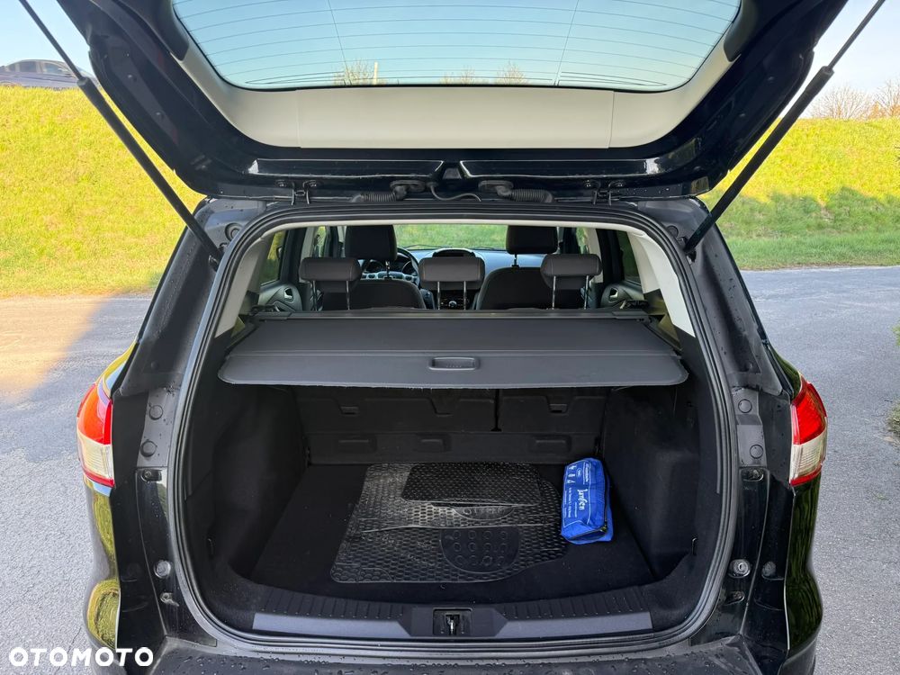 Ford Kuga 2.0 TDCi 2x4 SYNC - 12