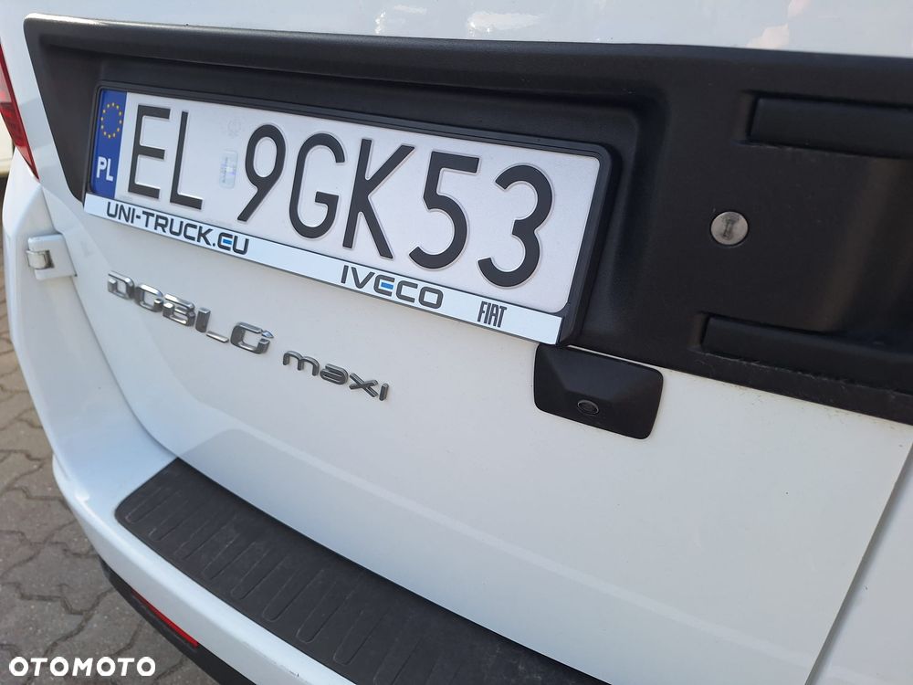 Fiat Doblo Maxi diesel 1,6 105KM blaszak 3 osobowy Krajowy FV23% - 22