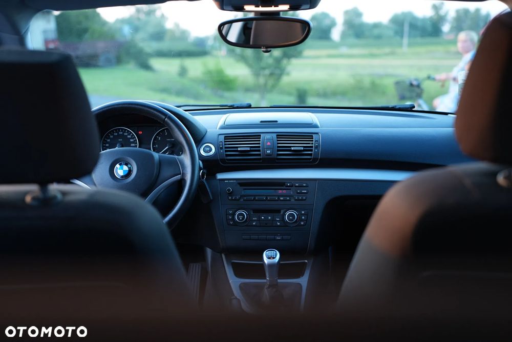 BMW Seria 1 116i - 9