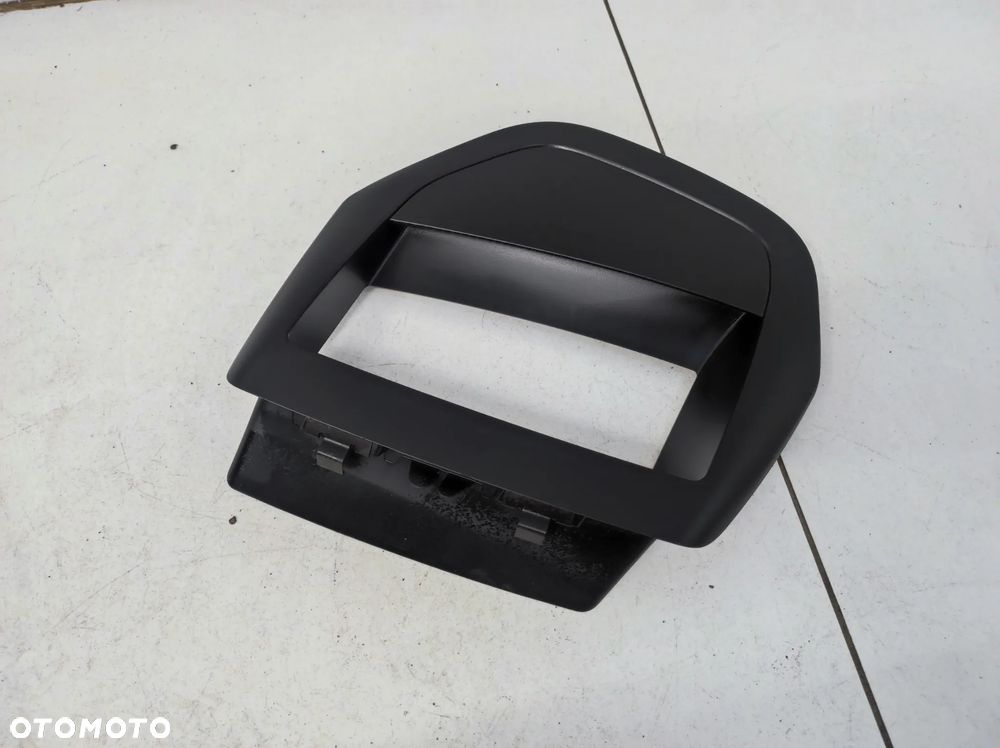 RAMKA OSŁONA LISTWA MASKOWNICA WYŚWIETLACZA HEAD UP EU VOLVO XC60 II 2 - 3