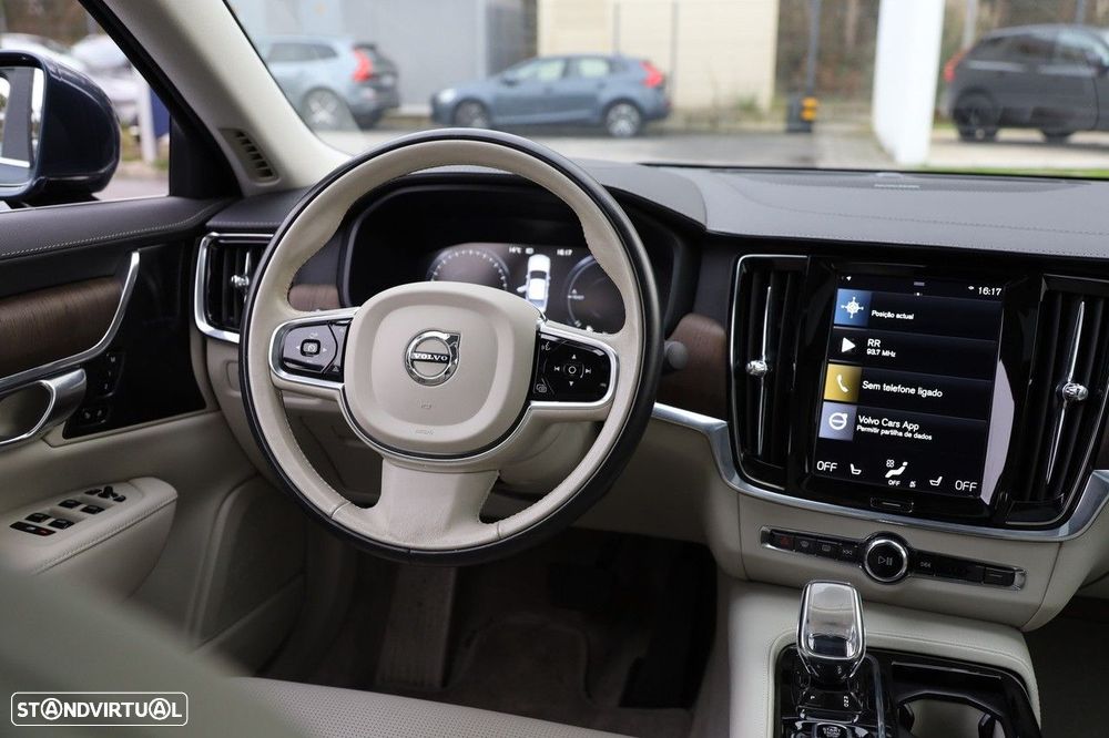 Volvo S90 2.0 T8 Inscription AWD Geartronic - 18