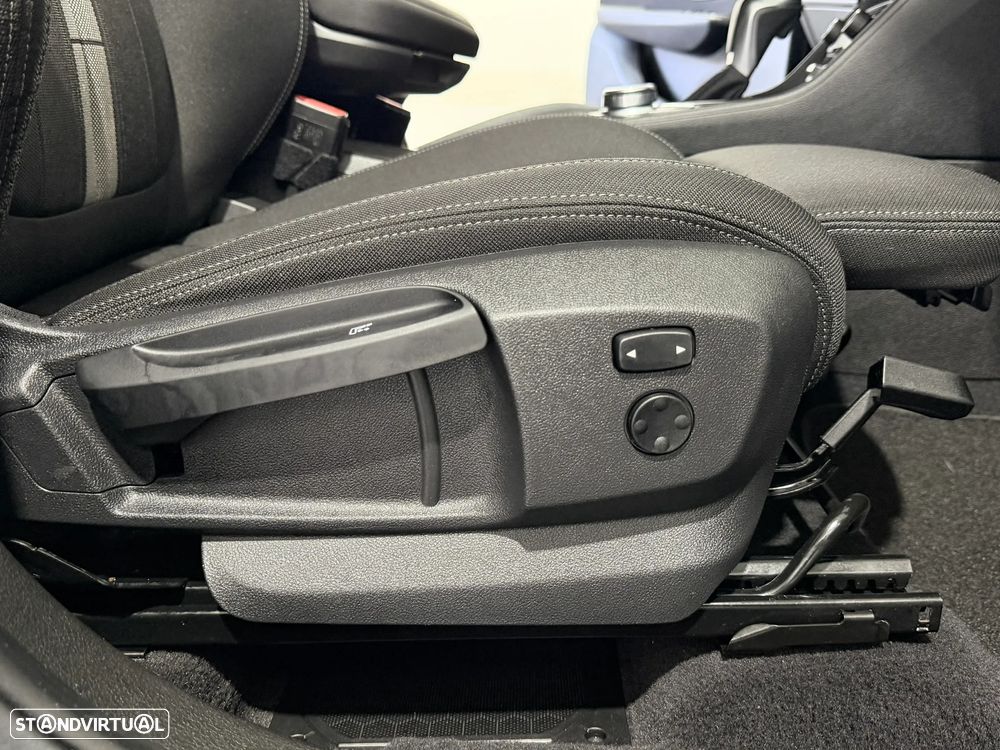 BMW 225xe Active Tourer Advantage - 40