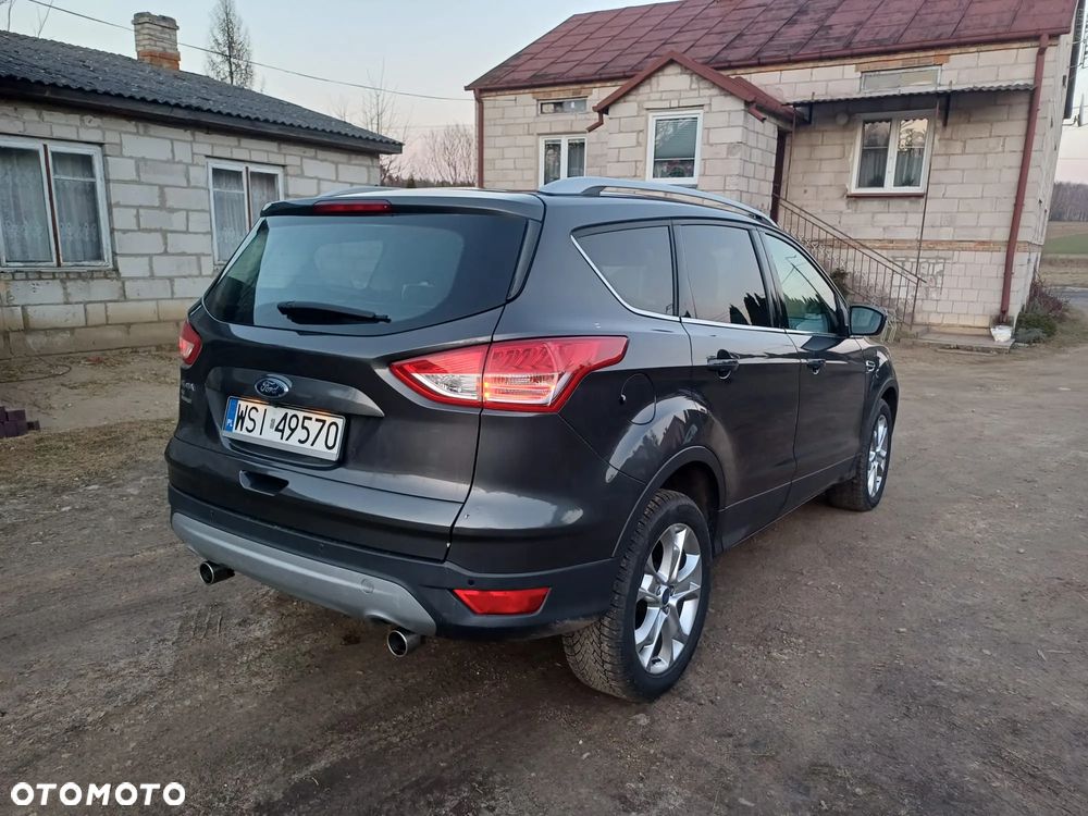Ford Kuga - 10