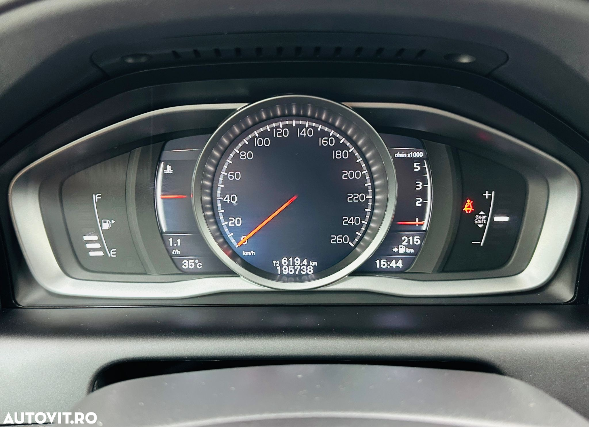 Volvo XC 60 - 34