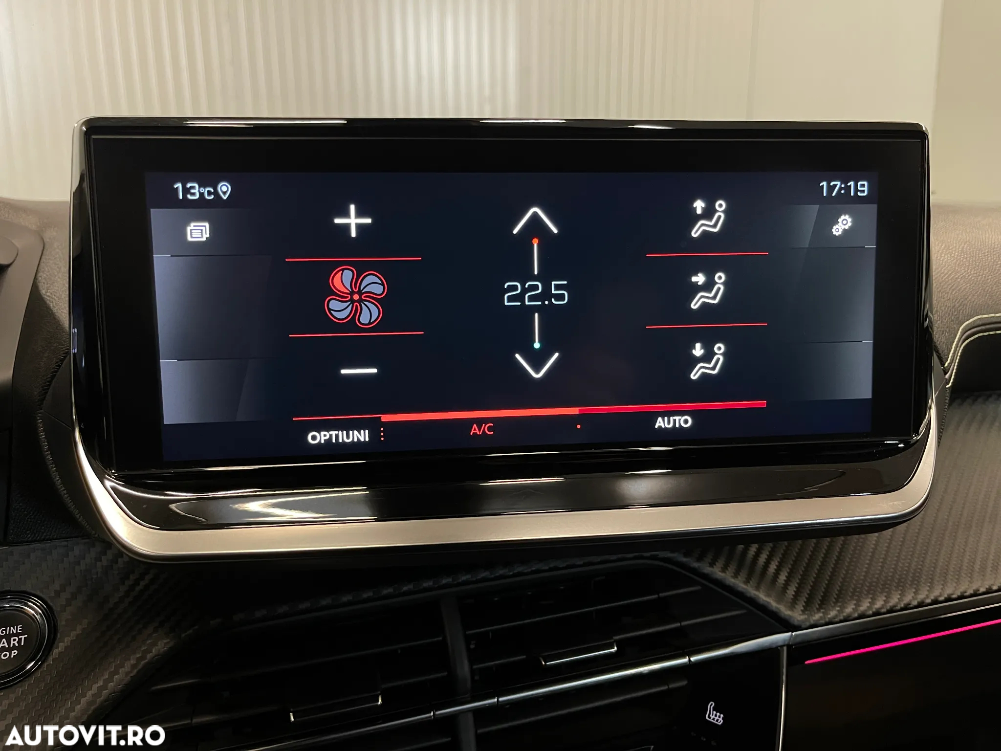 Peugeot 2008 1.2 PureTech BVM6 STT GT - 24