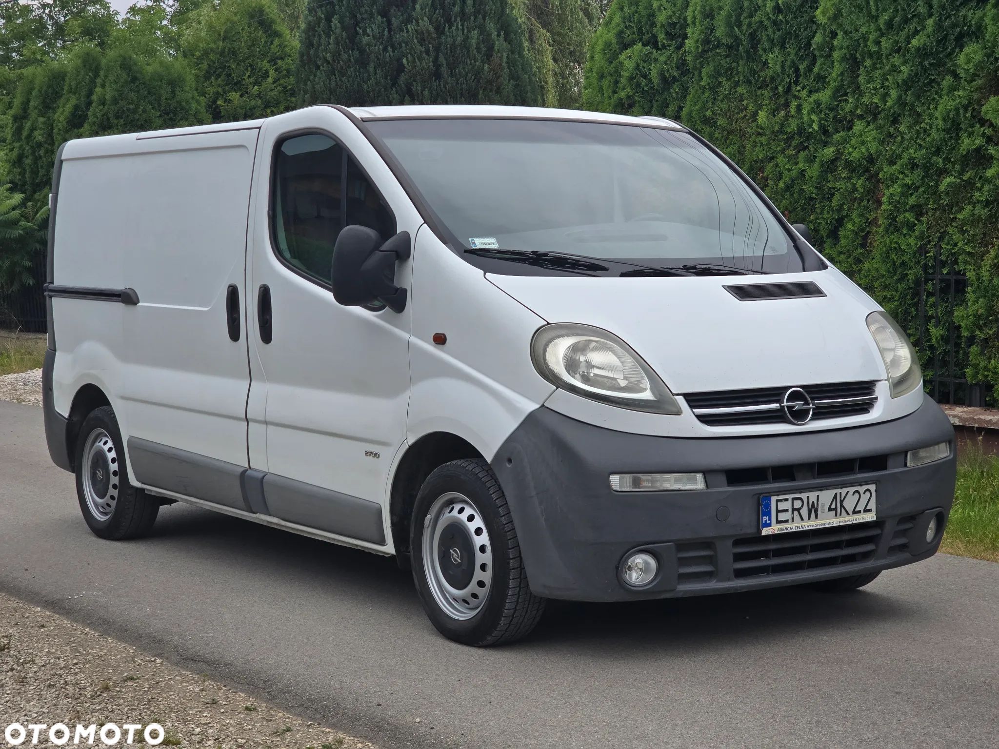 Opel Vivaro - 1