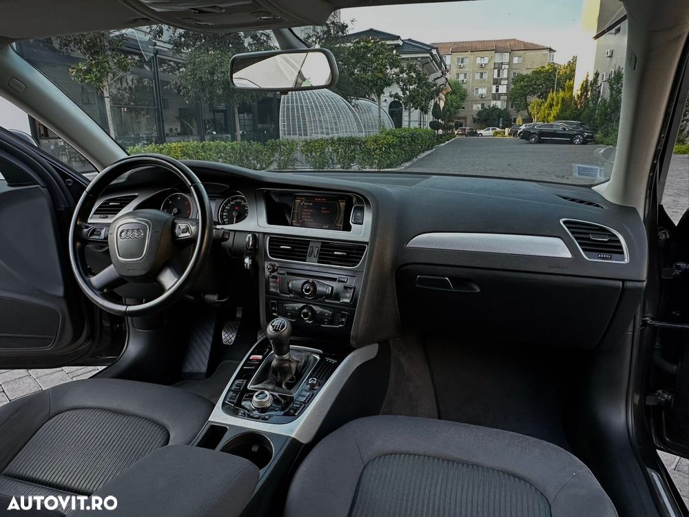 Audi A4 Limuzina 2.0 TDI DPF S line Sportpaket - 7