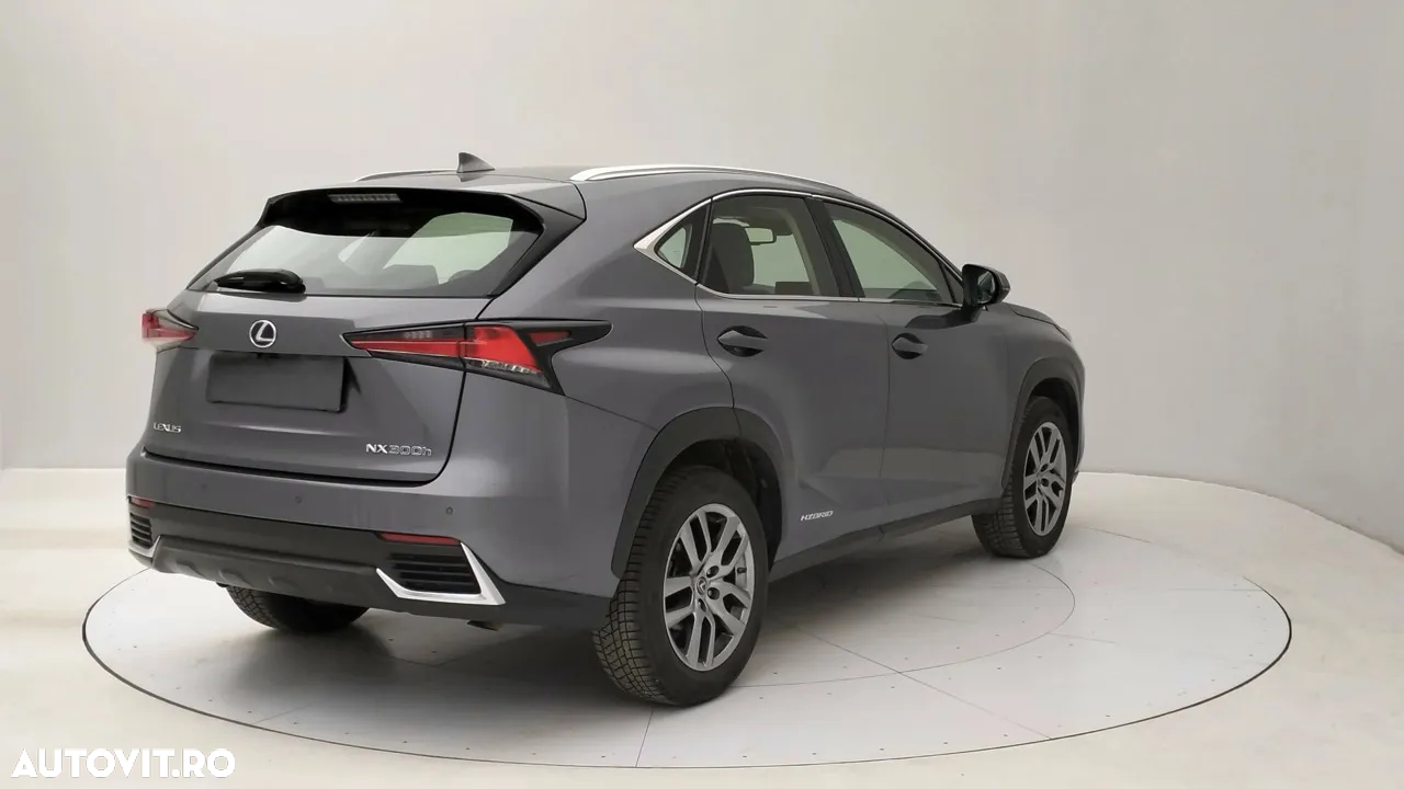 Lexus Seria NX 300h AWD Executive Plus - 8