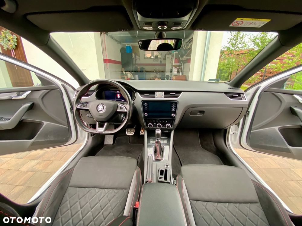 Skoda Octavia 2.0 TSI RS 245 DSG - 8