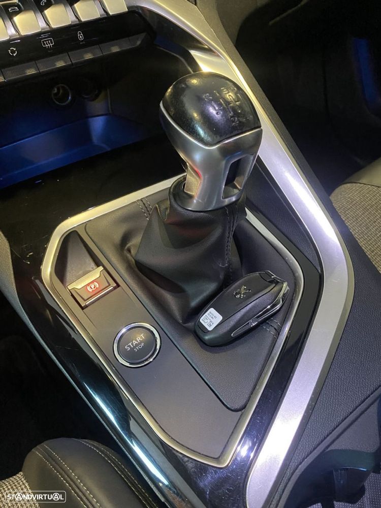 Peugeot 3008 1.5 BlueHDi Allure - 23