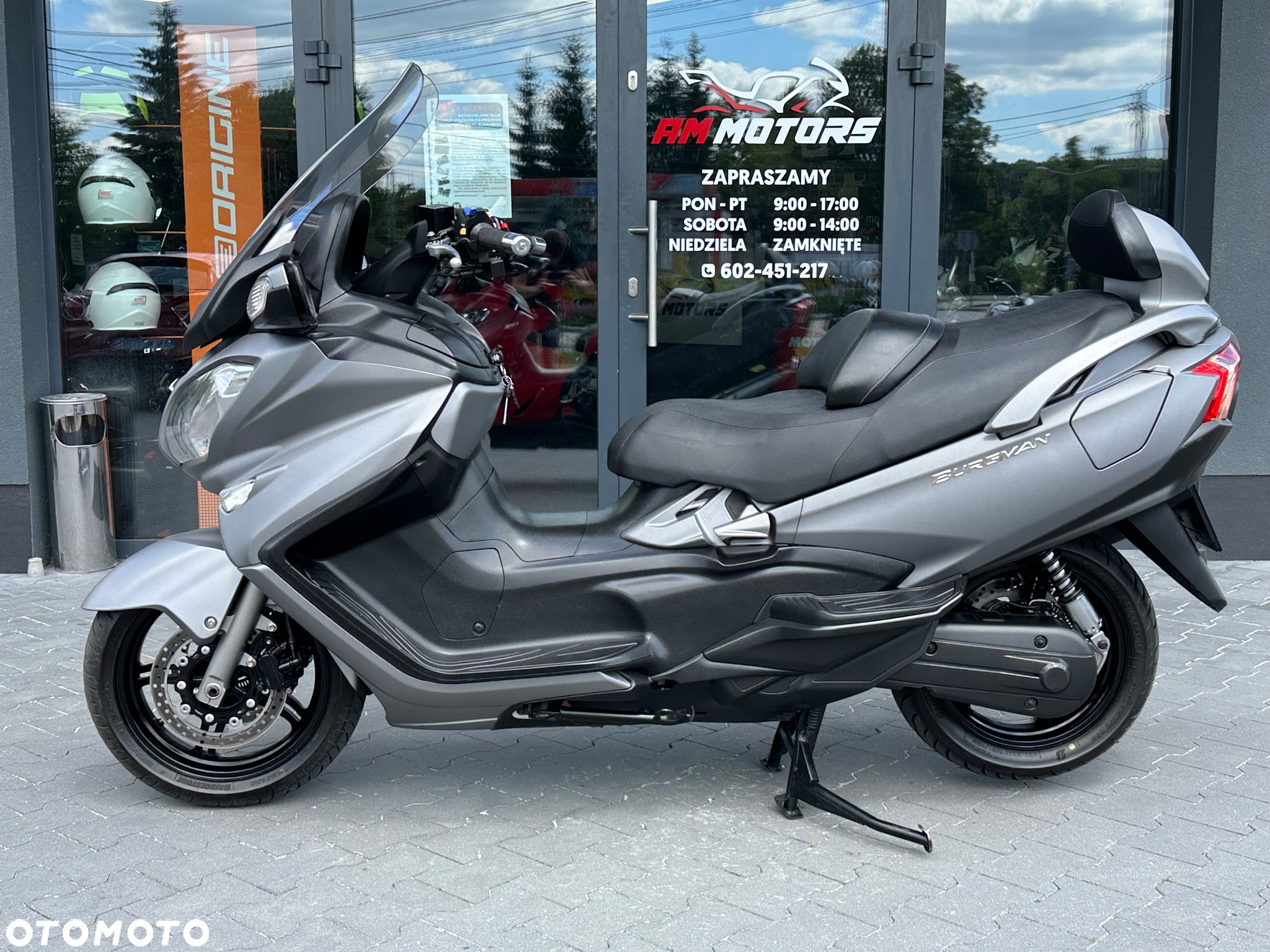 Suzuki Burgman - 26