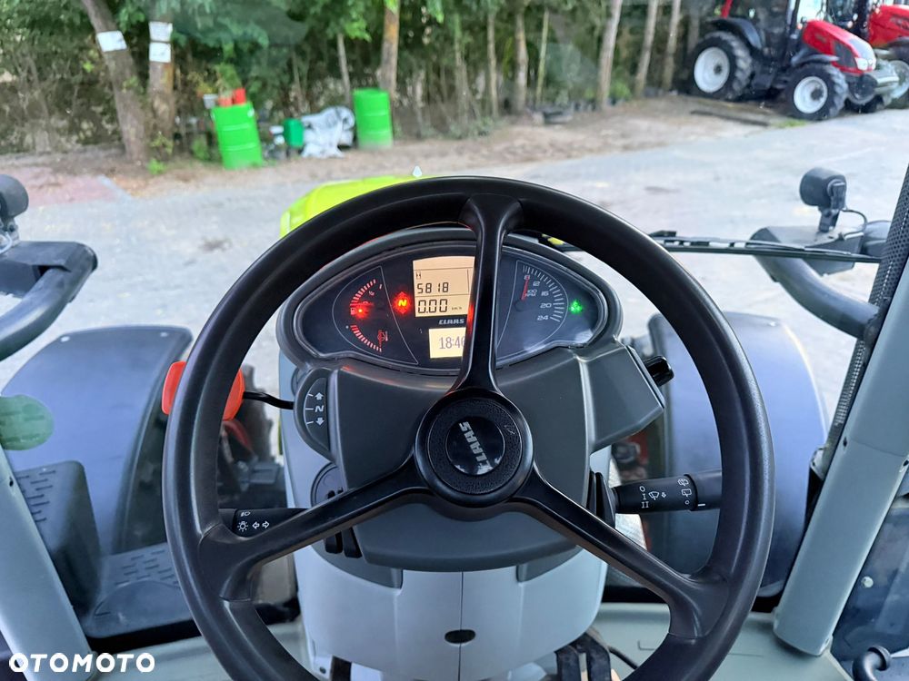 Claas Arion 520 - 35
