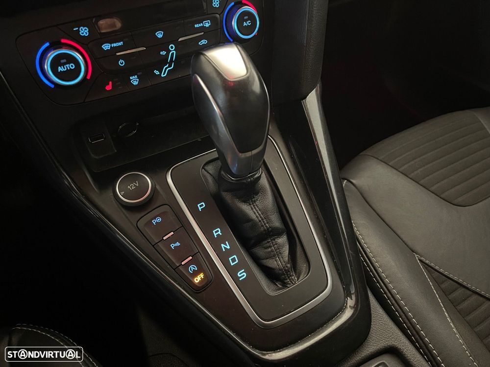 Ford Focus SW 1.5 TDCi EcoBlue Connected Aut. - 24