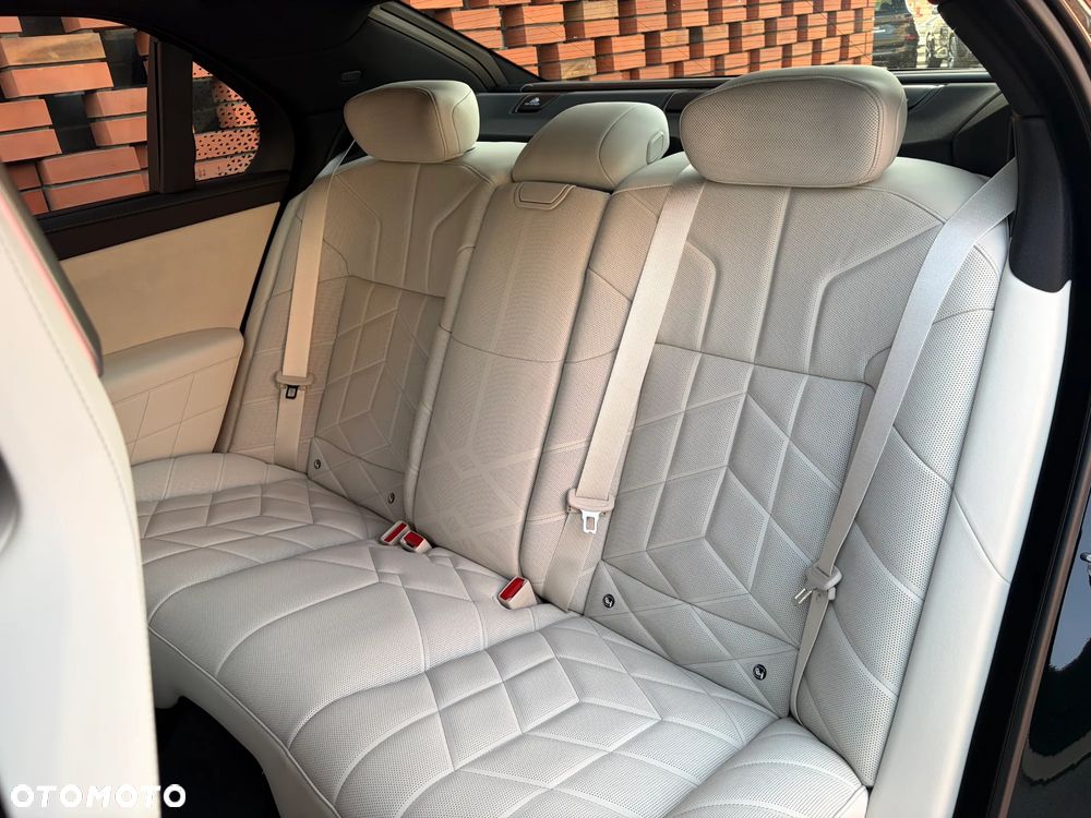BMW Seria 7 740 xDrive mHEV sport - 30