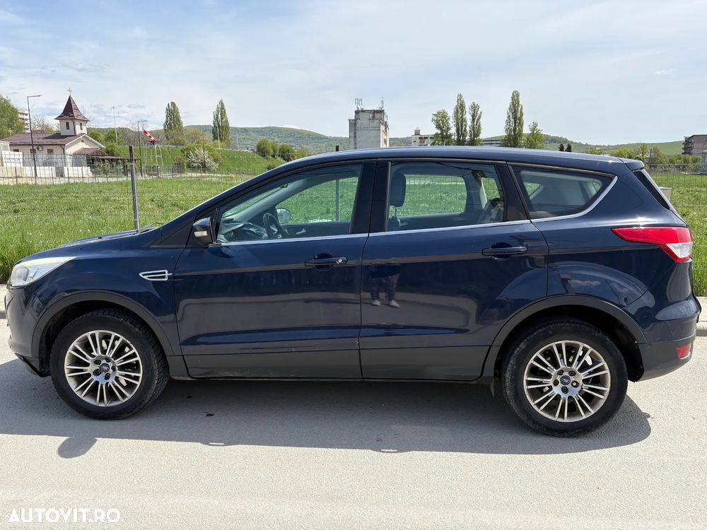 Ford Kuga 2.0 TDCi 4WD Powershift Individual - 4