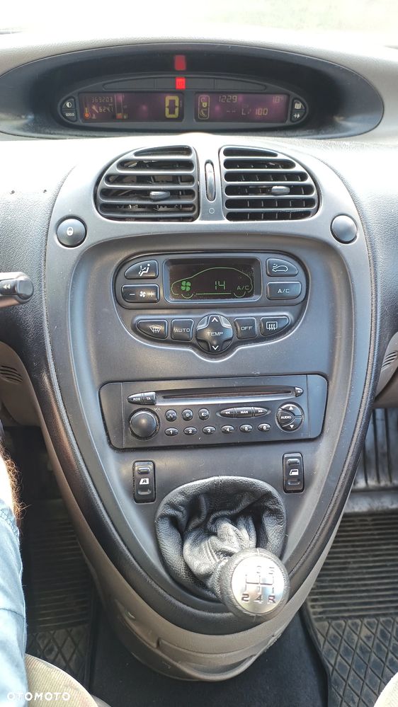 Citroën Xsara Picasso 2.0 HDi SX Plus - 4