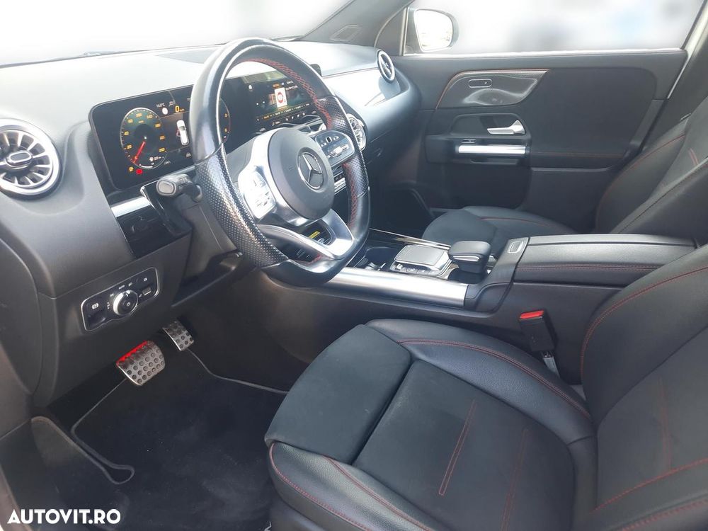 Mercedes-Benz GLA 220 d Aut. - 12