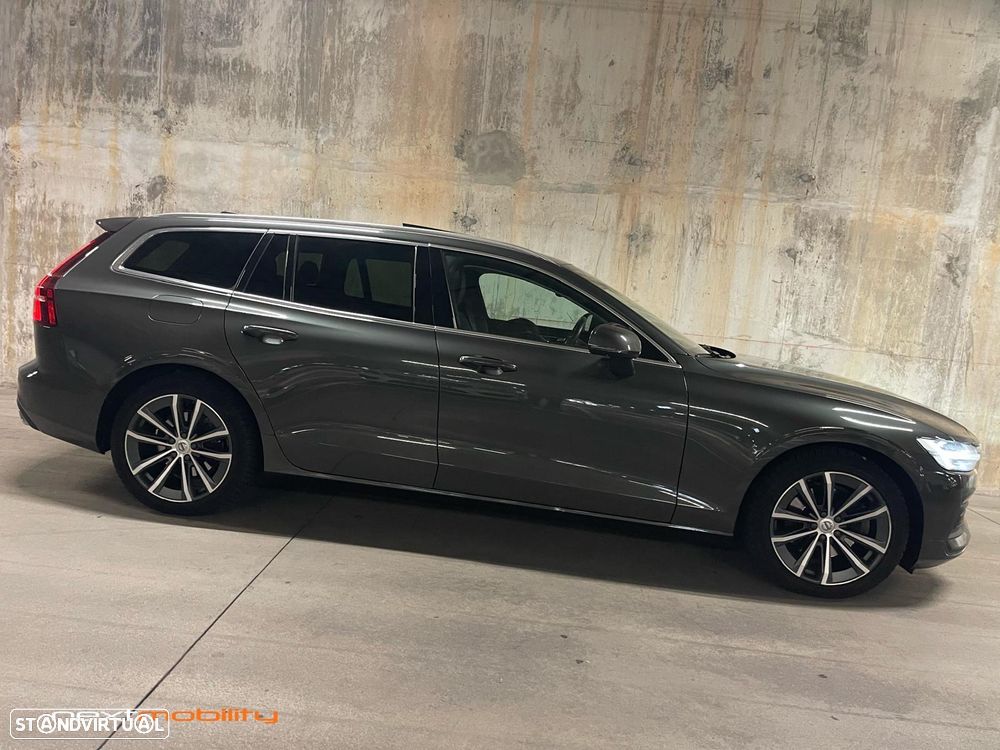 Volvo V60 2.0 B4 Momentum Plus Geartronic - 8
