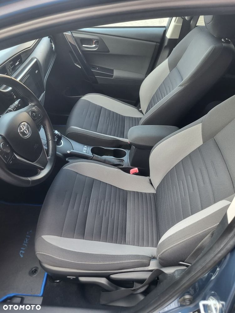 Toyota Auris - 9