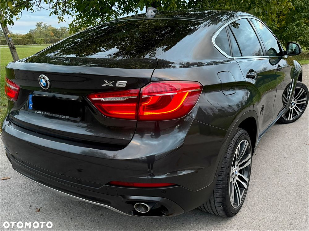 BMW X6 xDrive30d - 16