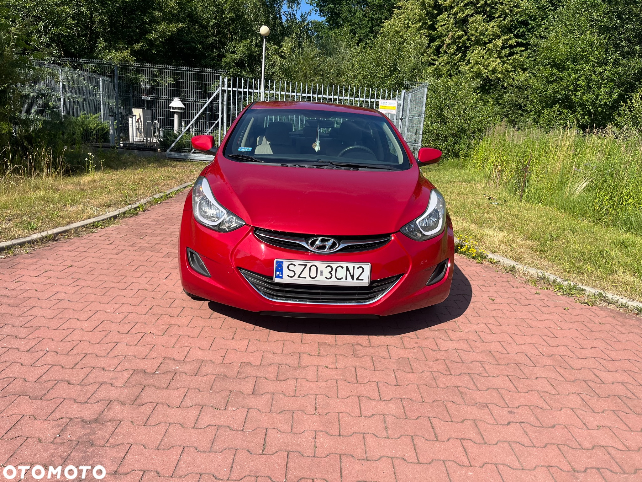Hyundai Elantra - 3