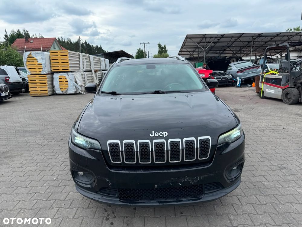Jeep Cherokee - 2