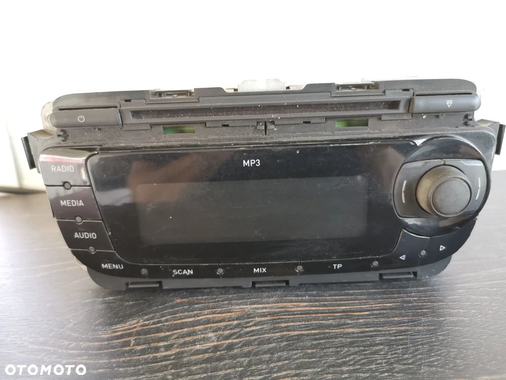Radio do Seat Leon II 1PO 035 153 B - 1
