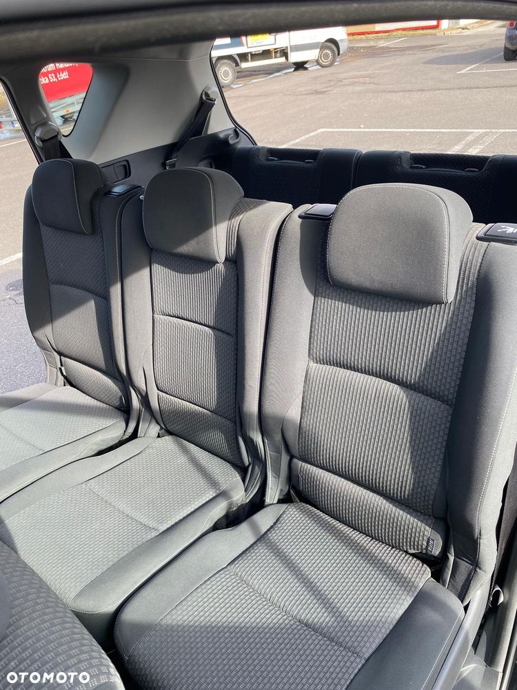 Toyota Verso 1.8 Premium 7os - 22