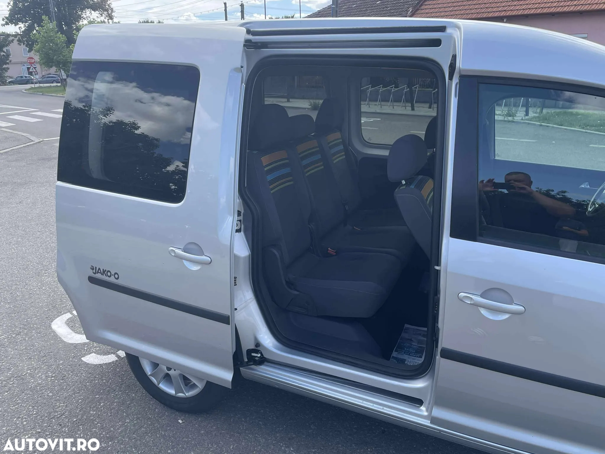 Volkswagen Caddy 1.6 TDI Comfortline DSG - 12