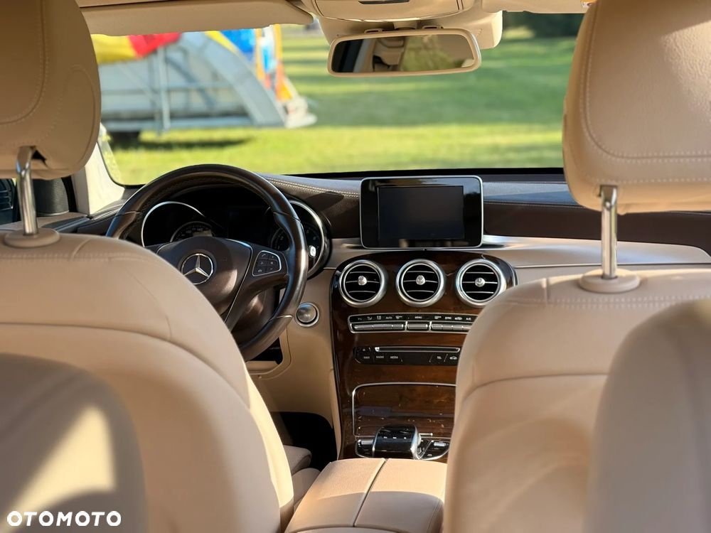 Mercedes-Benz GLC - 4