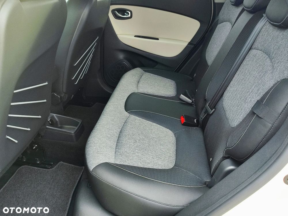 Renault Captur - 28