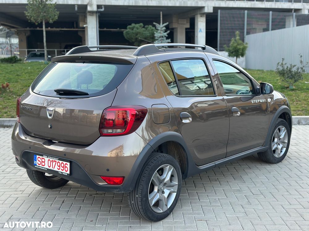 Dacia Sandero 0.9 Stepway - 4